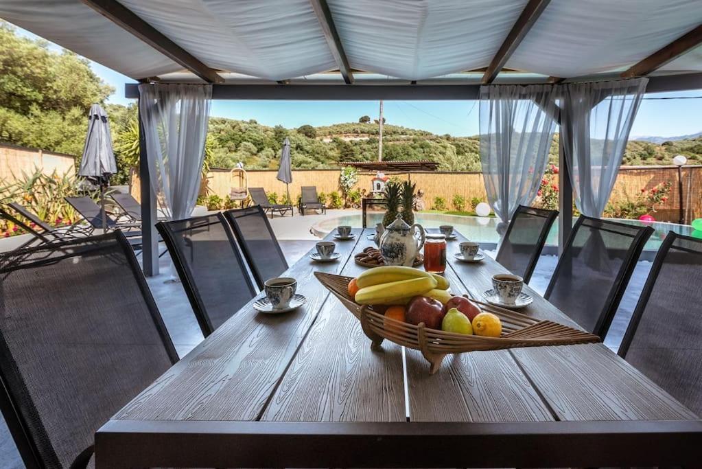 Casa Del Miele, Private Pool, Bbq, Mountain View. Vila Alikianos Exterior foto
